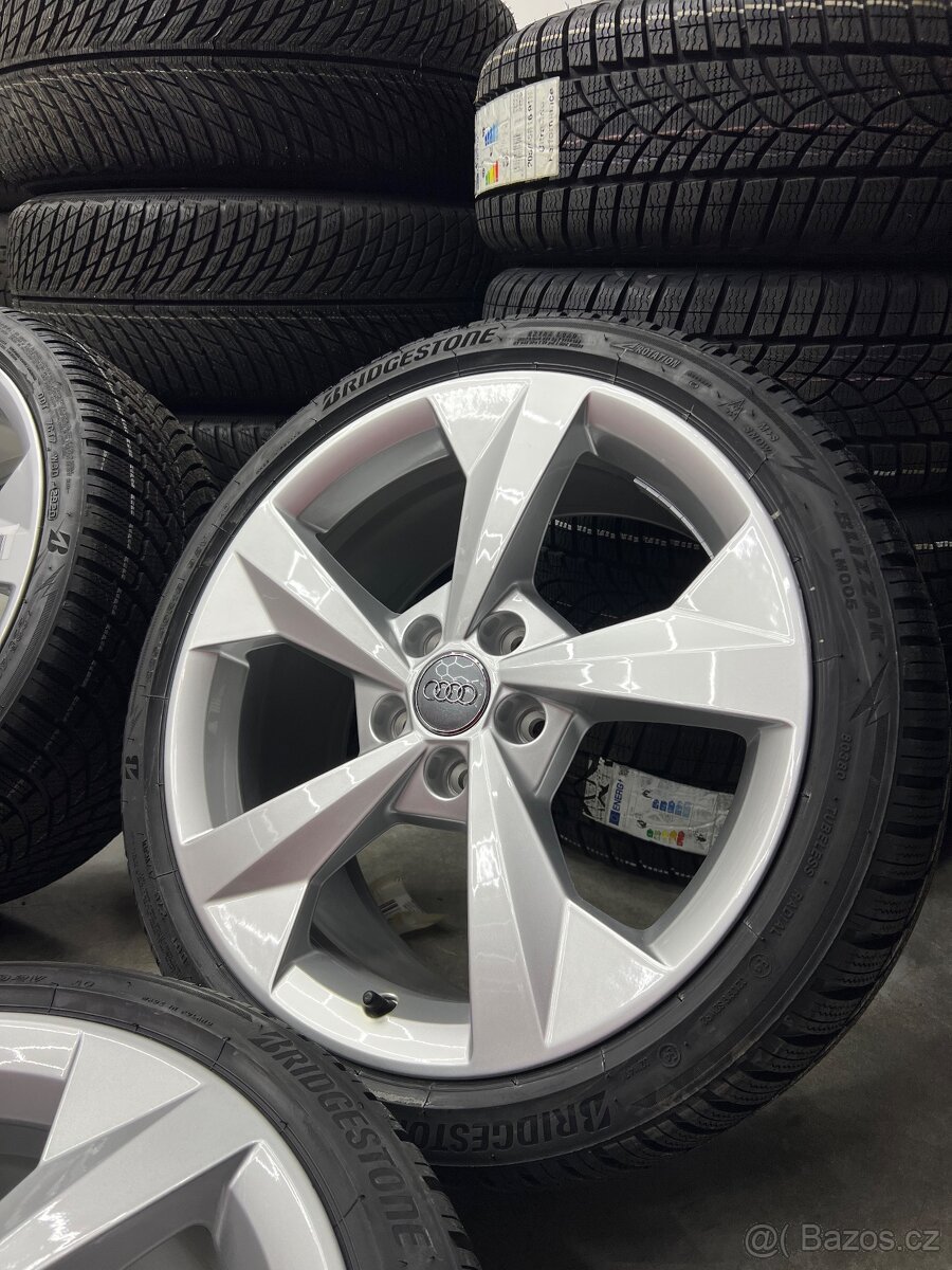 Audi a3, golf, Octavie r18 225/40 nejeté zimní - 11