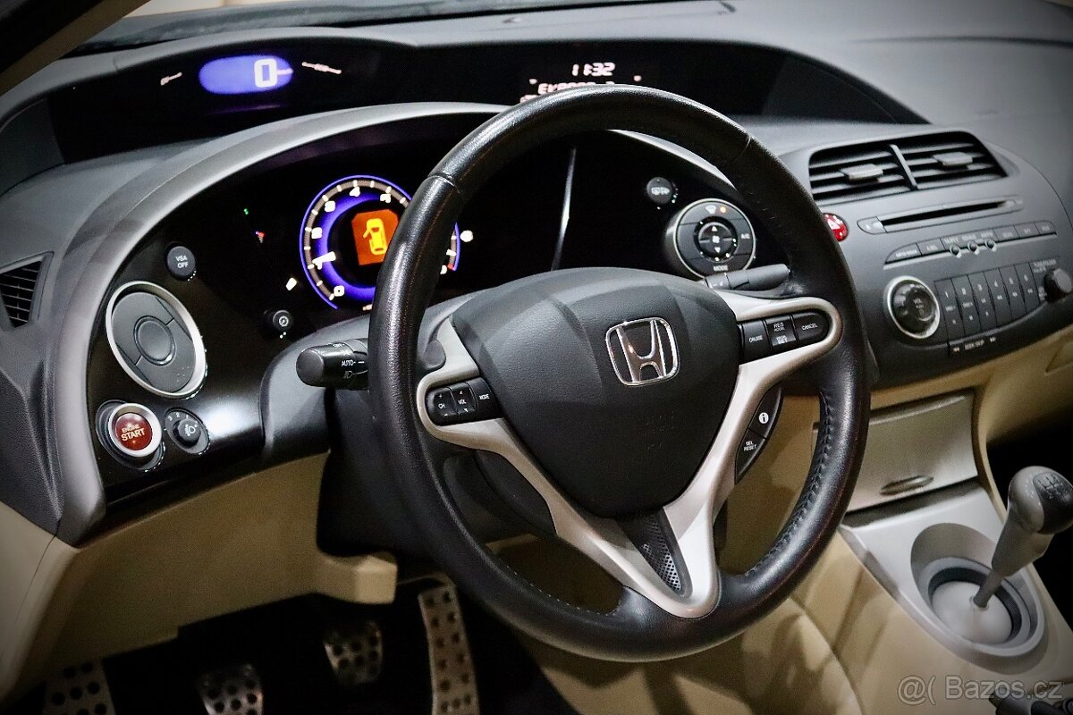 Honda Civic 1.8 i-VTEC 103 kW Sport - 11