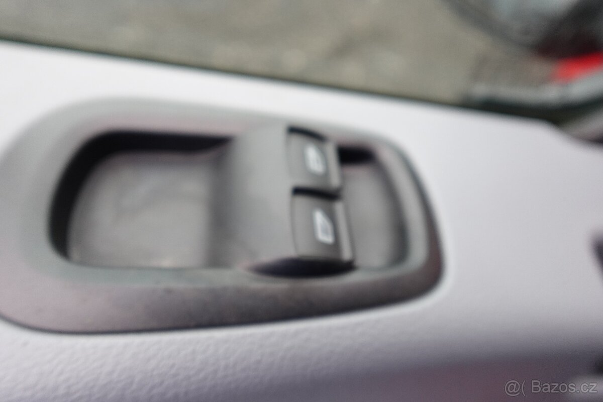 FORD TRANSIT L2H2 9MÍST BUS 2.2TDCI KLIMA SERVISKA - 11