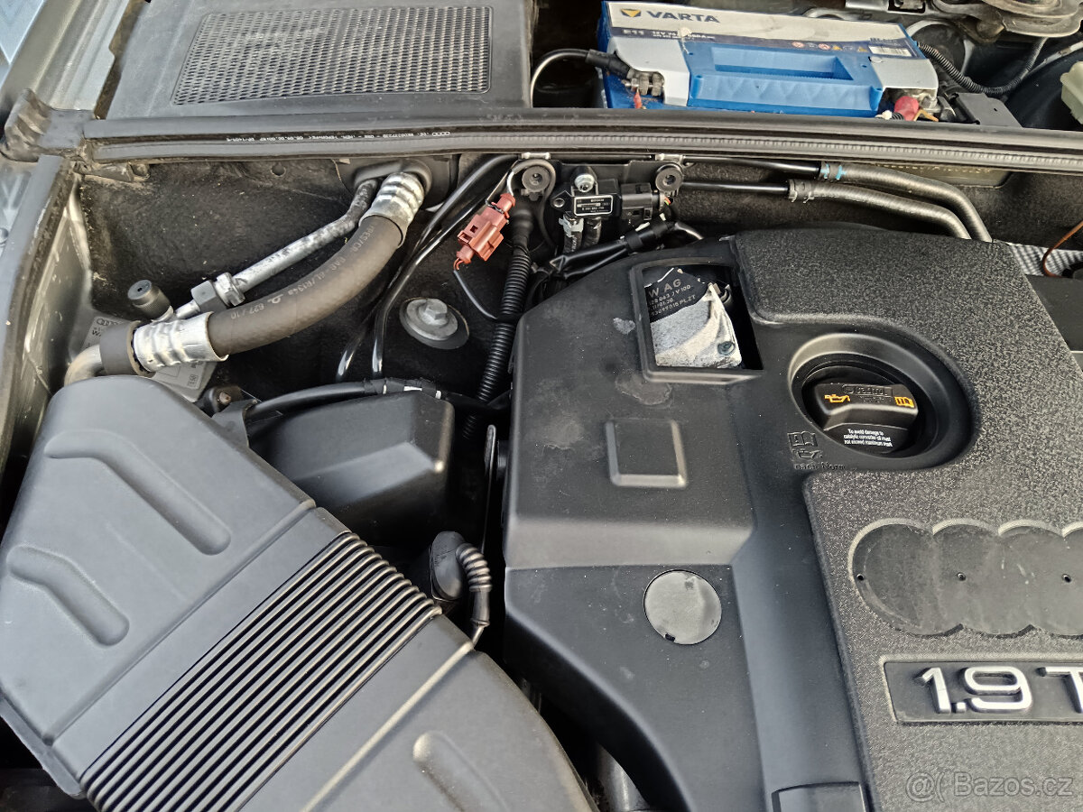 Audi A4 85 KW klima výhřev - 11