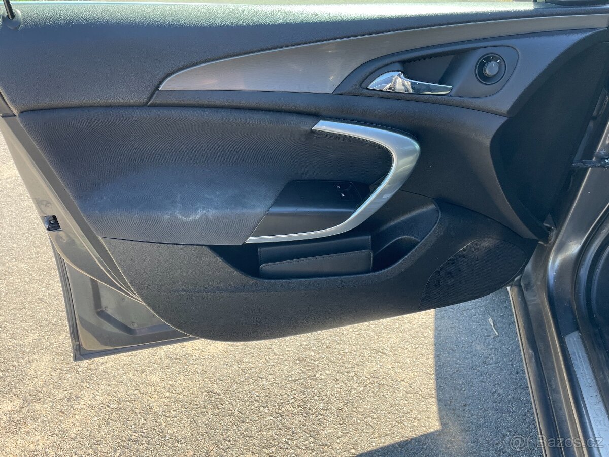 Opel Insignia A 1.8i 103kW Rok 2009 Náhradní díly - 11