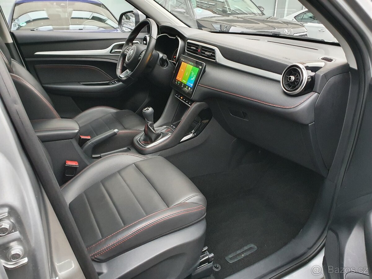 MG ZS 1.5 78kW 84tkm Panorama DAB Kessy - záruka Autodraft - 11