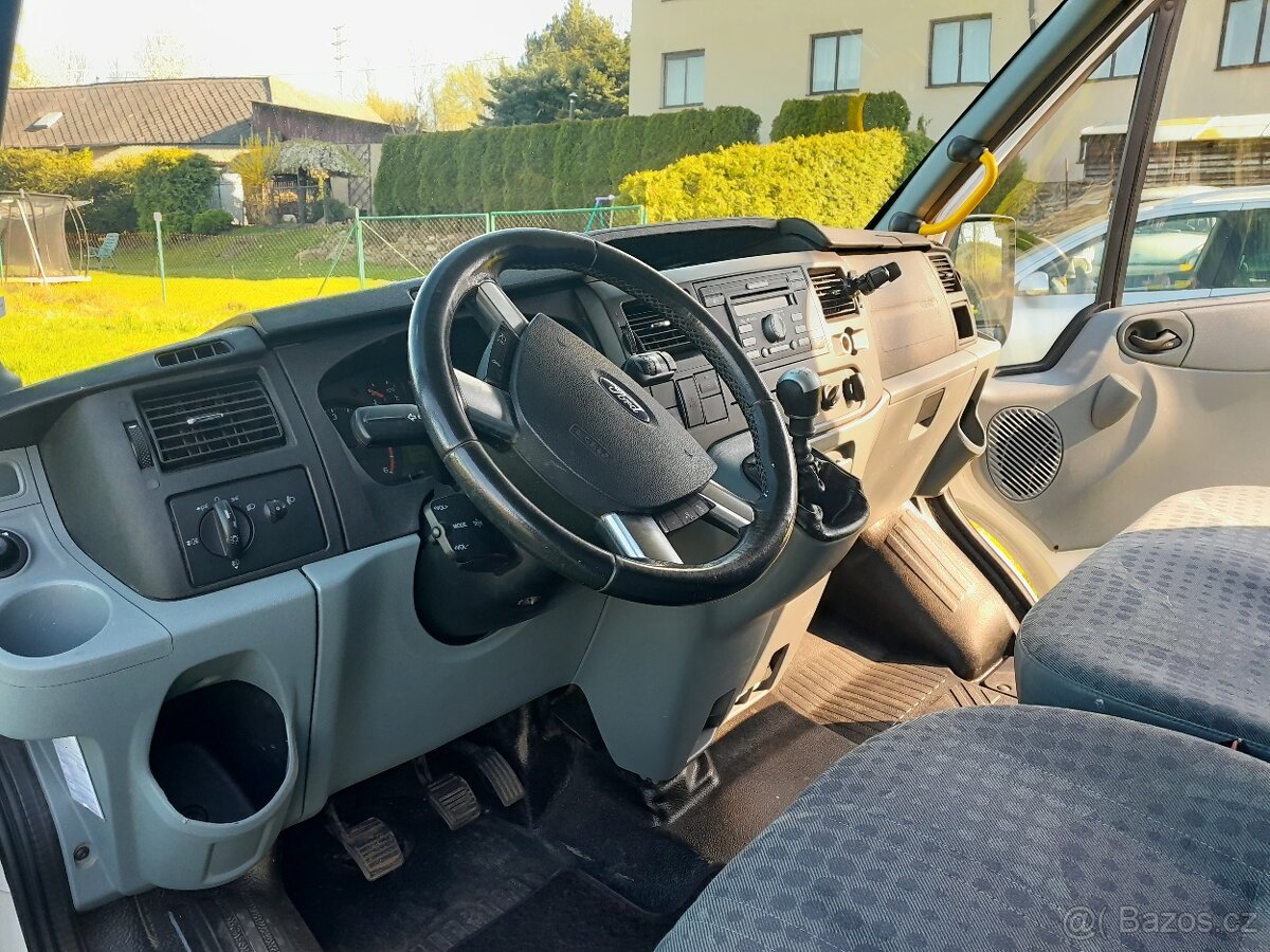 Ford Transit 300L - 11