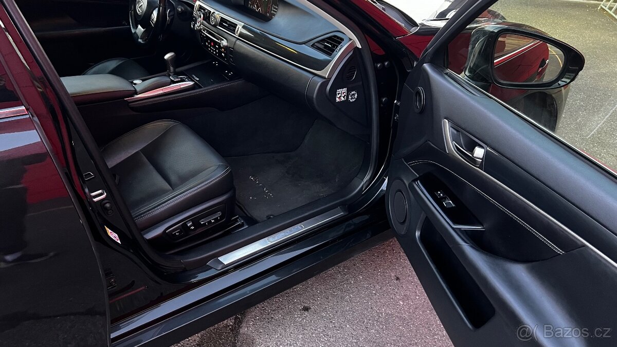 Lexus - 11