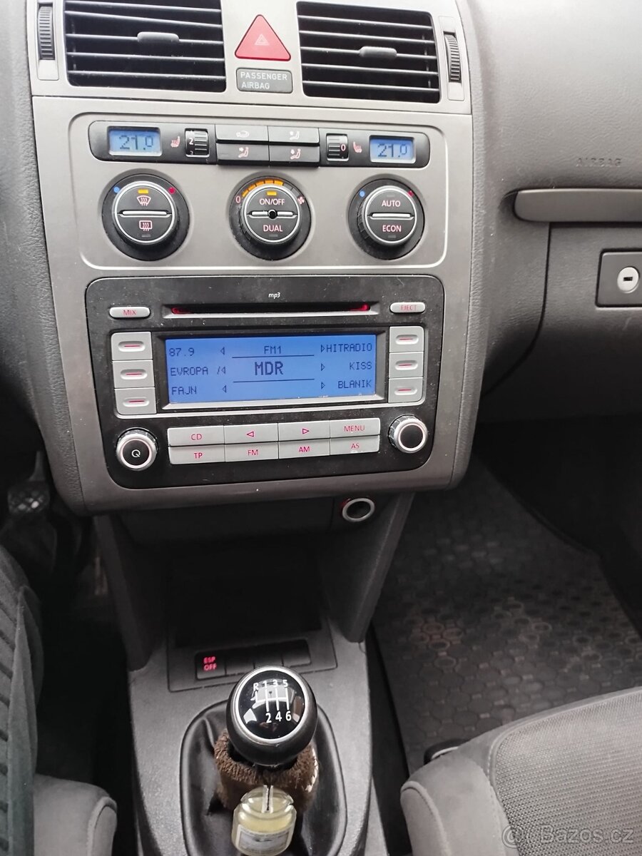 Volkswagen Touran 2.0TDI - 11