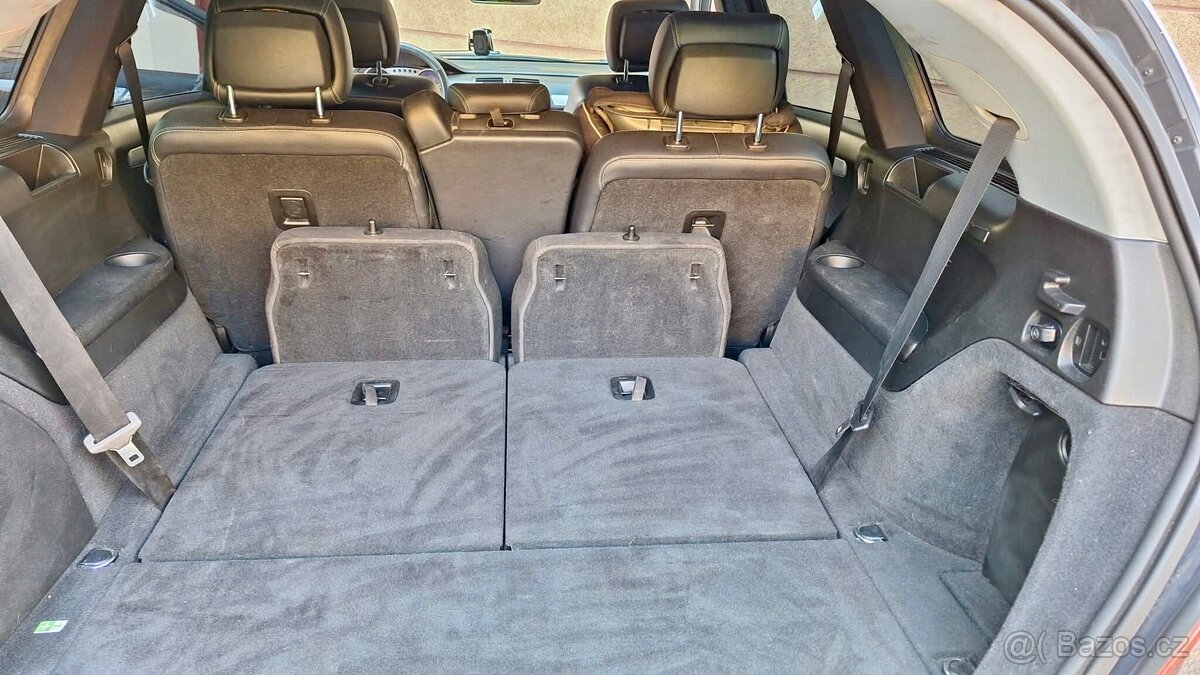 Mercedes-Benz R 320 CDI 4MATIC | 7 míst - 11