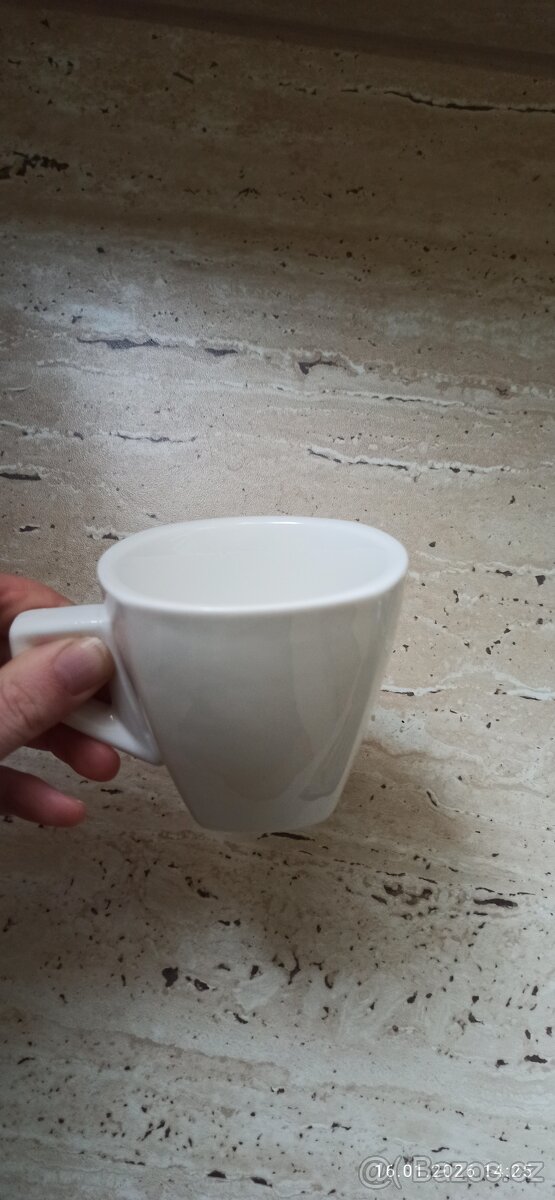 sady hrnečků,podtácků, skleniček - 11