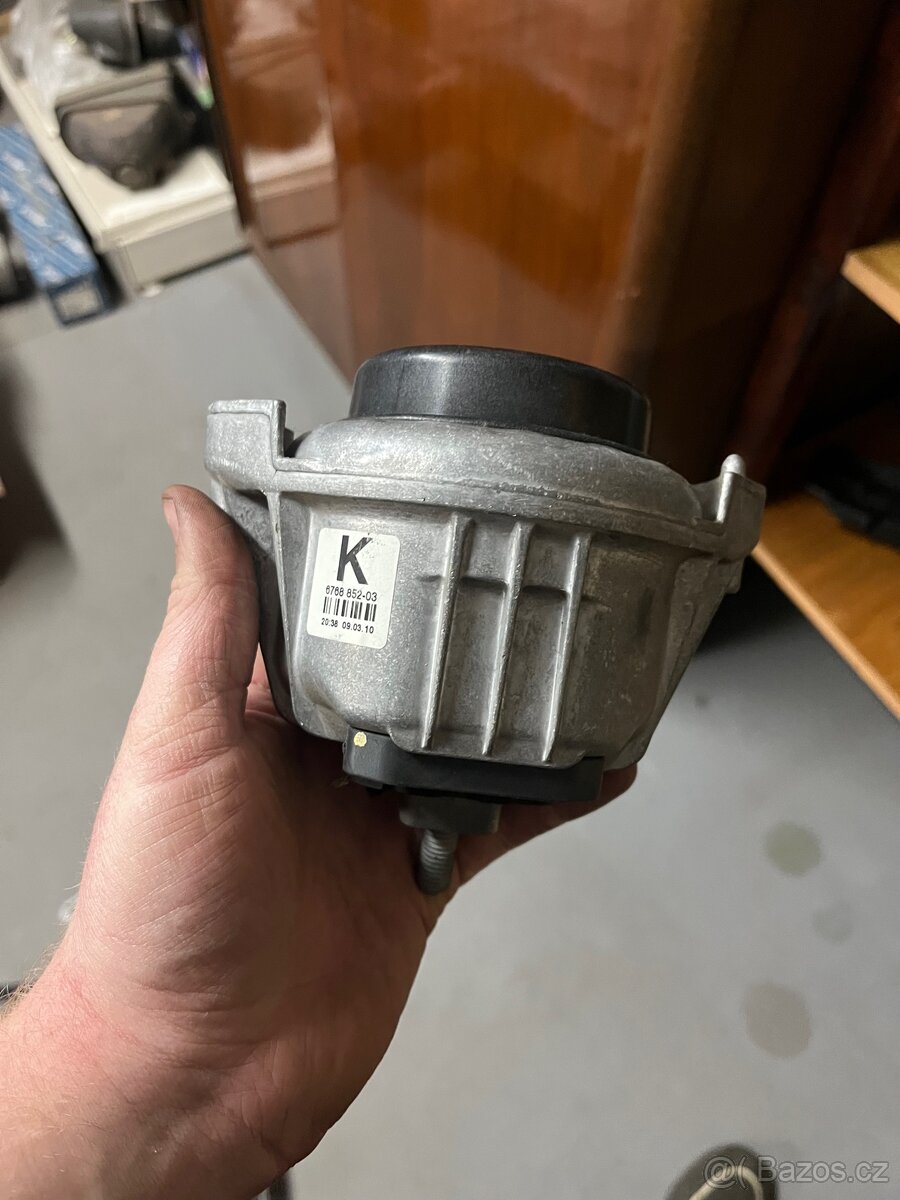 Náhradní díly bmw 1 e81,e82,e87,e88 benzin 3 E90,91,92,93 X1 - 11