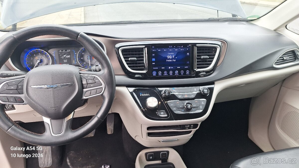 Chrysler Pacifica 2016 3.6 - 11