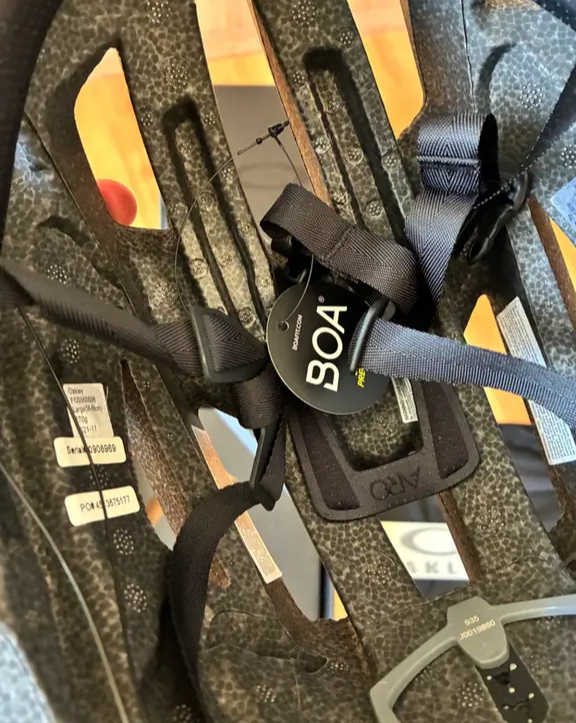 Oakley helma na kolo - 11