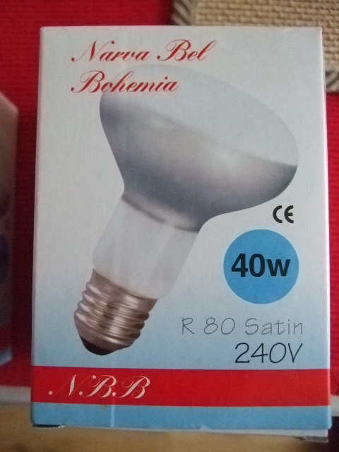 ÚSPORNÉ A BODOVÉ ŽÁROVKY - 11