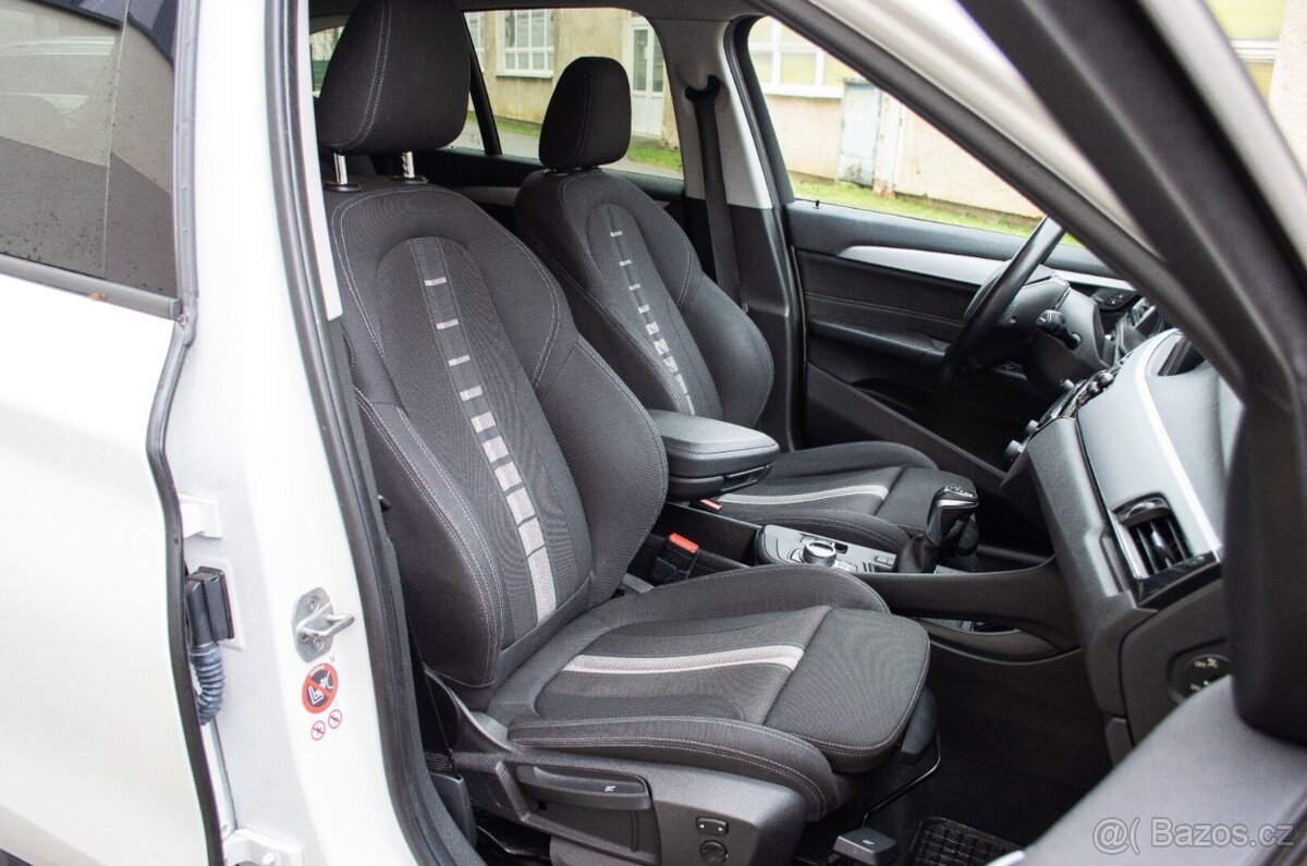 BMW X1 sDrive 18i Advantage A/T - 11