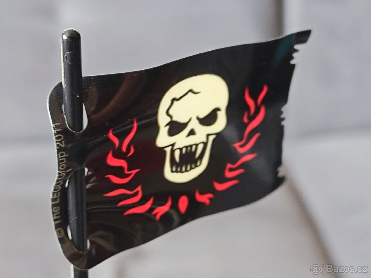 Lego 4195 - Queen Anne's Revenge - 11