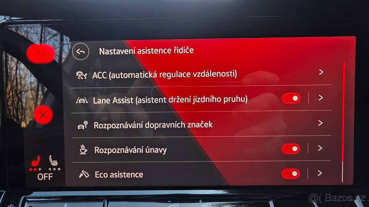 Vw Golf 8 1.5TSi, kombi, 1.majitel, super stav - 11