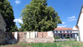 Pěkná stavební parcela DRNHOLEC,náměstí - 11