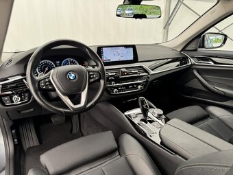 BMW Řada 5, 530e CZ LED HUD H/K - 11