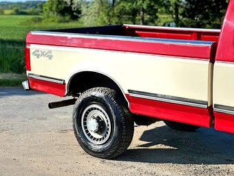 1991 Ford F-250 7.5 V8 XLT | 4x4 | MANUÁL - 11