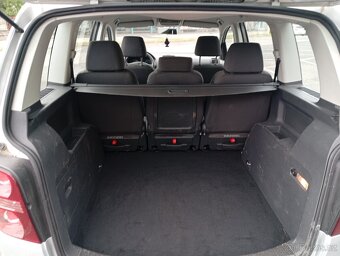 Prodám VW Touran r.v 2008 - 11