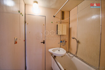 Prodej bytu 3+1, 74 m², Vsetín, ul. Ohrada - 11