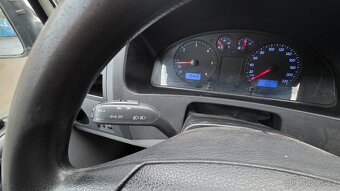 VW Transporter T5 1,9tdi 75kW najeto 180tkm, r.v.2007 - 11