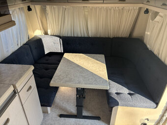 Karavan Hobby 495 - 11