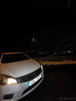 Kia ceed 1.6crdi 85kw 2011 - 11