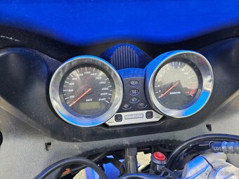 Suzuki bandit 600 S - 11