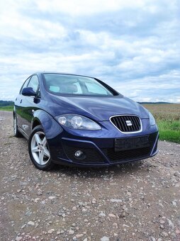 Seat Altea 1,2 TSi, 2011 facelift, nová STK - 11