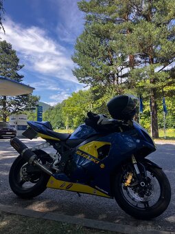 Suzuki GSX-R 600 - POUZE 17 000 KM - 11