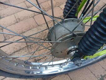 Prodám Babeta 210 zelené barvy (4) - 11