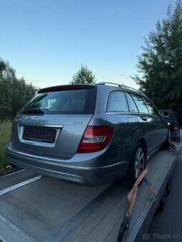 Mercedes benz C204 - 11