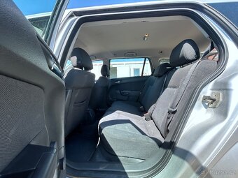 Opel Astra H 1,6 16V, kombi, v ČR OD 2017 JEDEN MAJITEL - 11