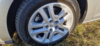 Opel Astra Sports Tourer 1.6Tdci - 11