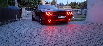Dodge Challenger 5.7 V8 - 11