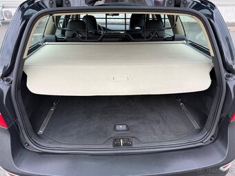 VOLVO XC70 2,4 D5 136kW AWD - 4x4 - Digi Klima - Automat - 11