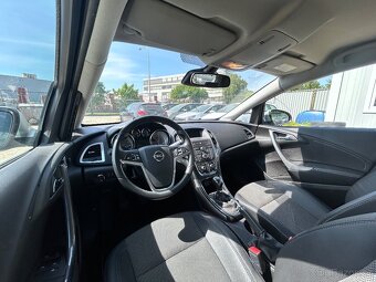 Opel Astra J TURBO, najeto 122.612 km, 1. majitel - 11