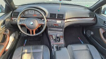 BMW E46 CABRIO 318i, FACELIFT, 2004, TOP STAV - 11