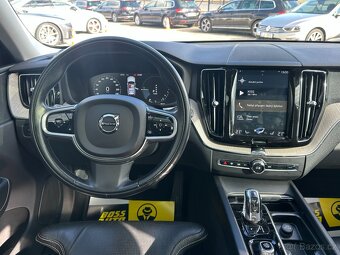 Volvo XC60 2018 - 11