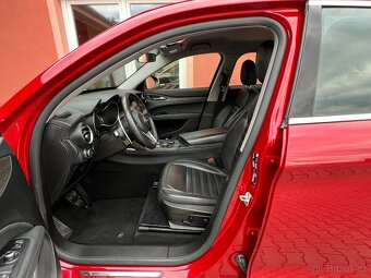 Alfa Romeo Stelvio 2.0 AWD 206kW - 11