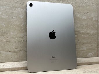 Apple iPad 10.9 (2022) 64GB Wi-Fi Silver, 100%, 0 cyklov - 11