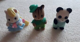 Sylvanian Families Carousel - kolotoč - 3 figurky - 11