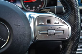 Mercedes-Benz E trieda Sedan 200 d A/T - 11