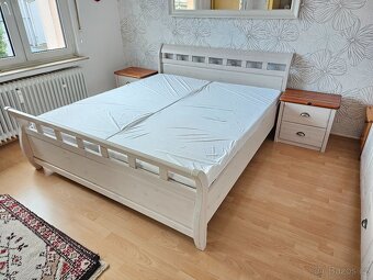 ..Zamluveno..Celodřevená ložnice..... - 11