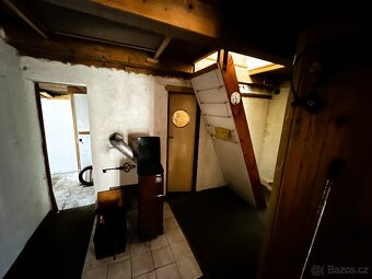 Chata v rekreační oblasti Hluboký okres Holice v Čechách - 11
