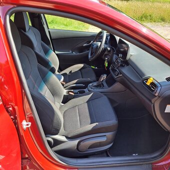 Hyundai i30 1.5 117kw WG DCT Nline - 11