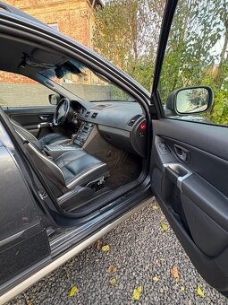 Volvo XC90 R-Design, 2.4 D5, 136,4 kW, automat, 2008 - 11
