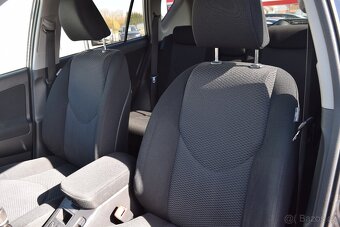 ►►Toyota RAV4 2.2 D-4D 110KW Lux 4x4•WEBASTO REZERVACE◄◄ - 11
