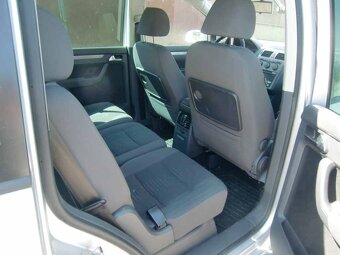 VW TOURAN 2,0TDI Highline - 11