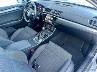 Škoda Superb combi 2.0 TDI 110 kW DSG tažné,virtual.webasto - 11