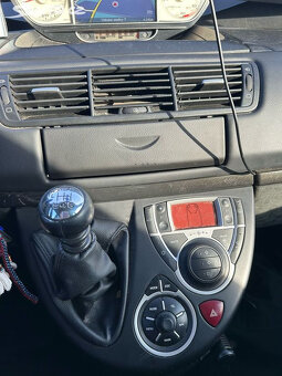 Citroën C8, Citroën C8 2.0HDi 120kW , 7míst - 11